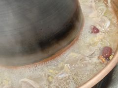 -楼外楼大刀肉传统火锅居(博学路店)