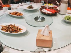 -渝信川菜 · 川味家常菜(财富购物中心店)