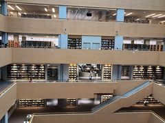 -成都大学-图书馆