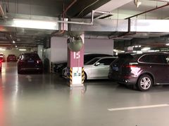 -九六广场-停车场