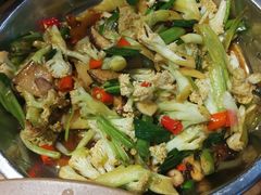 -呱呱叫民俗风味主题餐厅(沣峪口店)