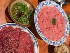 -周小明火锅(黑金冠社区店)