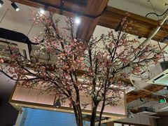 -蜜桃餐厅·伴山(湖滨商业街店)