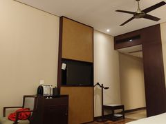 -绍兴鉴湖君澜大酒店