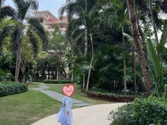 -三亚湾海居铂尔曼度假酒店