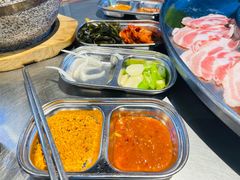 -哈哈碳都·牛肋条无限自助烤肉(台江万达店)