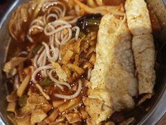 -柳州肥姨妈大骨螺蛳粉(沙河店)