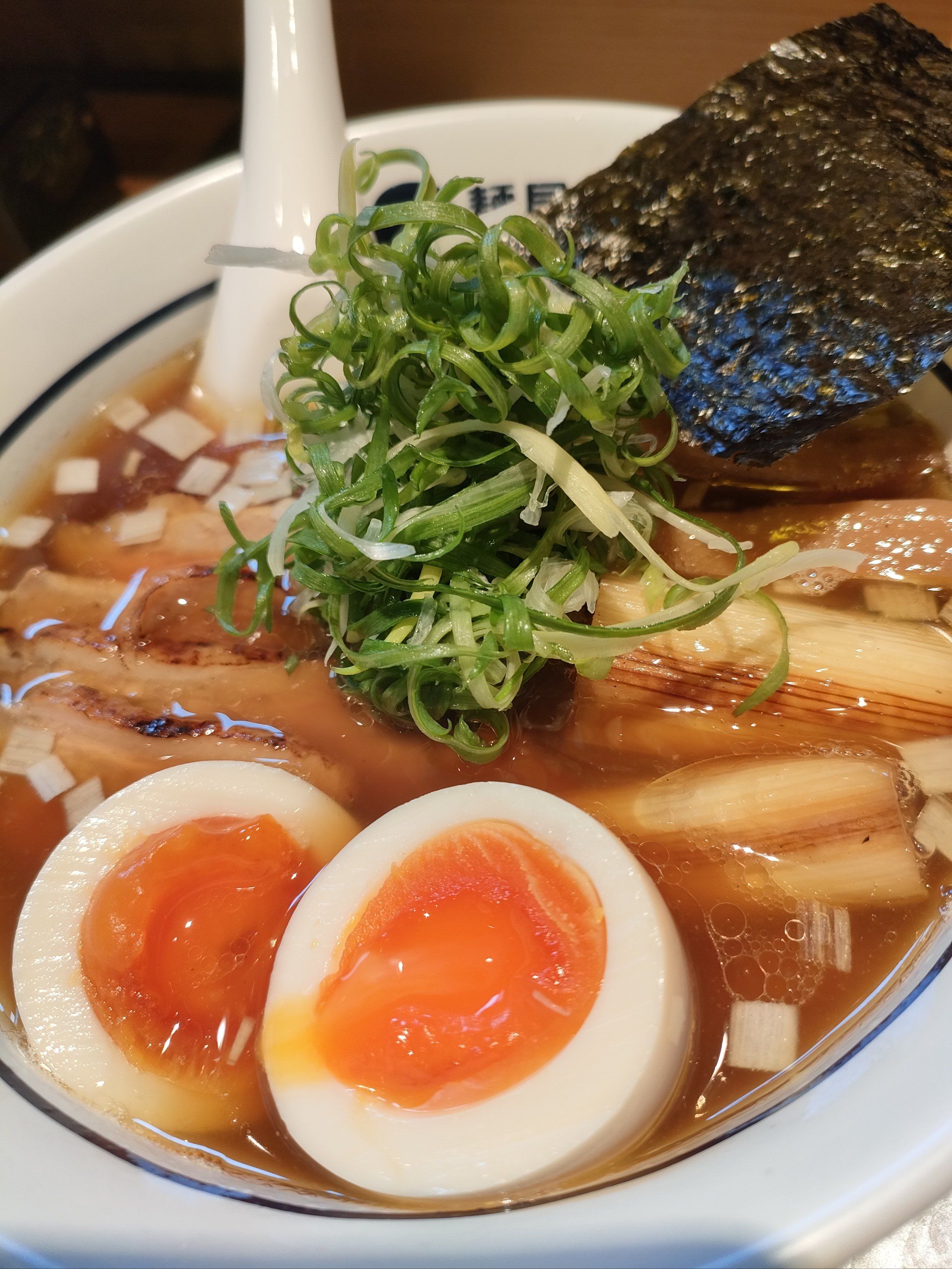 れました?ラッキー✨\\n\\n注文したのは鴨to葱醤油拉面?と