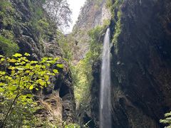 -龙水峡地缝景区