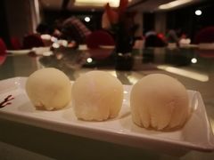 雪媚娘-阳澄湖费尔蒙酒店颐丰阁中餐厅(马鞍山西路店)