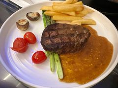 -LES ELITES 英集荟(南京西路店)