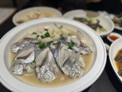 鲳鱼烧年糕-健眺小海鲜(临海后山店)