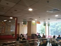大堂-麦当劳(宝山大厦店)