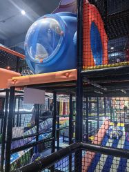 -反弹蹦床公园·亲子乐园·团建·派对(尚品奥莱店)