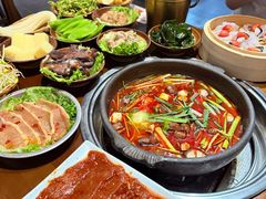 夺夺粉-黔有有贵州酸汤夺夺粉火锅(五味十字店)