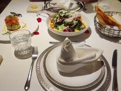 -Mogul Eatery·大亨餐酒馆