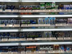 -中百仓储超市有限公司(越秀星汇维港店)
