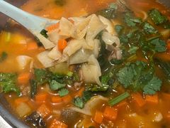 新疆野蘑菇汤饭-董小西的凉皮和椒麻鸡(三元桥店)