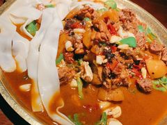新疆大盘鸡-楼兰新疆主题餐厅(悠方店)
