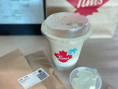 乌龙水牛乳拿铁-Tims天好咖啡(江干万象城店)