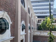 -香港大学