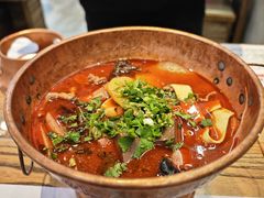 -成都你六姐·牛肉冒菜(上海环宇荟店)