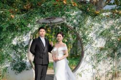 -雪中彩影婚纱摄影·微光艺术中心