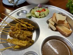 -Kat's Kitchen