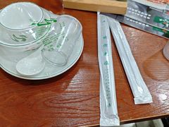 -湖南人家湘菜馆(镇江路店)
