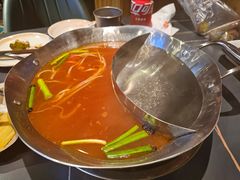 -由衷贵州酸汤牛肉火锅(新桥店)