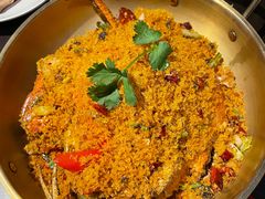 -大头虾越式风味餐厅(光明广场店)