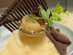 -红鼎豆捞·非遗鲍皇汤火锅(宝丰路店)