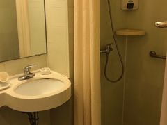 -锦江之星(广州海珠江泰路地铁站店)