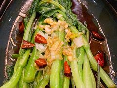 蒸菇扎菜-浩运海鲜·16年专注青岛菜(石老人店)