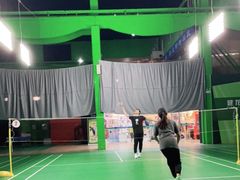 -健龙森俱乐部·游泳·健身·羽毛球综合体育馆