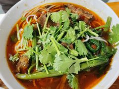 红烧牛肉面-越洋肖氏老米线(杨家坪店)