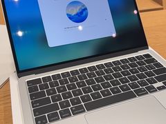 -Apple零售店(华贸购物中心店)