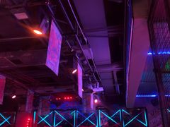 -UP嘻哈酒吧(粉巢店)