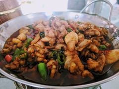 干锅牛蛙-鄱阳湖·江西小炒·瓦罐煨汤(五道口店)