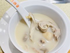 -煲大王猪肚鸡·椰子鸡火锅(红谷滩万达店)