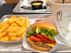 招牌牛肉堡-Shake Shack(西单大悦城店)
