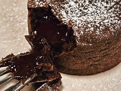 熔岩巧克力蛋糕配冰淇淋-EN SPACE恩空间