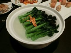 泉水木耳浸有机菜心-广州文华东方酒店·江-由辉师傅主理