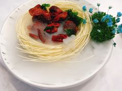 -伊尹活海参馆(衡山路店)
