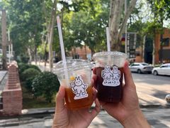 -HUGS coffee(东区店)