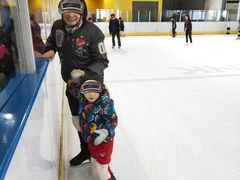 -冠军冰场CHAMPION RINK(百联又一城店)