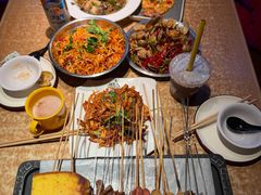 -喝丢一只鞋海鲜烧烤·海肠捞饭(北京街店)