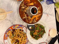 -江城燕子大排档(江汉路步行街店)