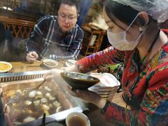-老牌坊云南鱼豆花火锅(嵩山店)