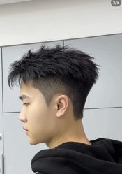 -海文先生国潮烫染男士理发馆